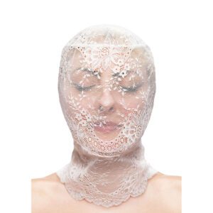 Cagoule en dentelle Fetish Fashion – Mystère et séduction ultime