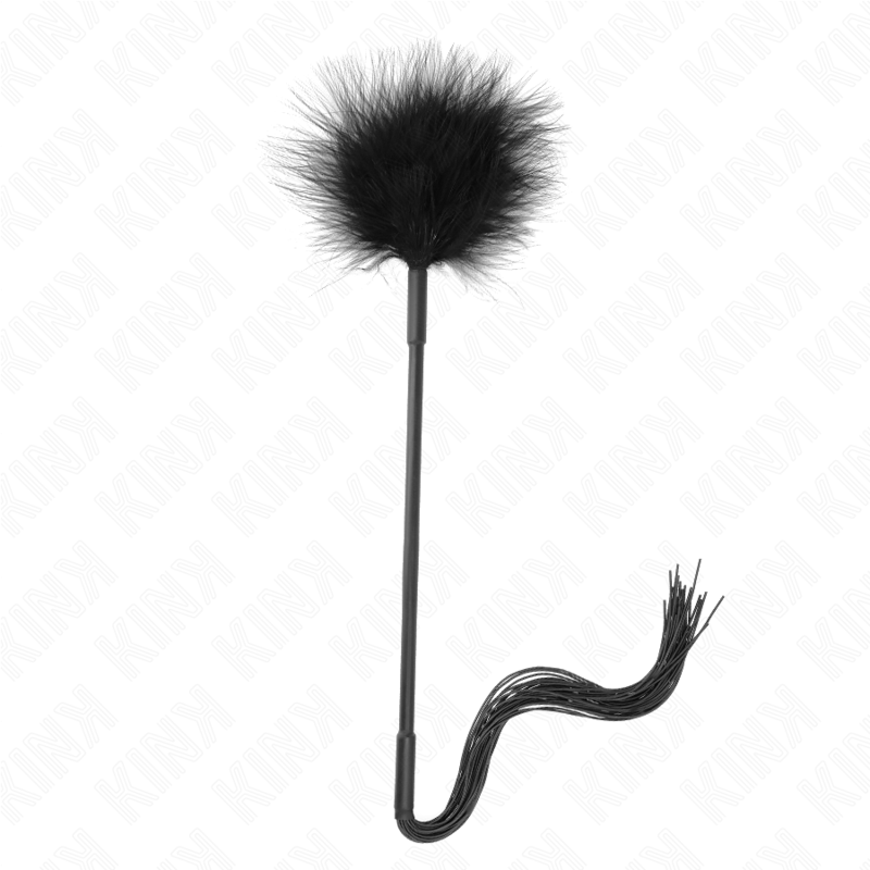 Accessoires BDSM KINK : cravaches, fouets, plumeaux et pagaies