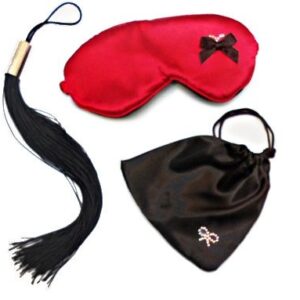 Kit fouet Dominatrix : révélez votre côté sombre avec élégance