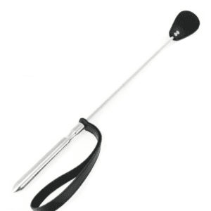 <strong>Cravache BDSM en cuir et acier inoxydable</strong> : l'accessoire de domination ultime