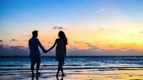 10 astuces pour raviver la flamme dans votre couple